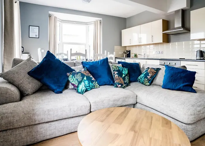 Harrow Road Stay Central+Parking